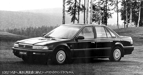 2.0Siプレステージ4WS装備車(サンルーフ装着車) 