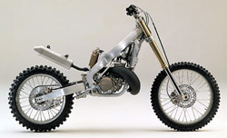 CR250Rフレーム