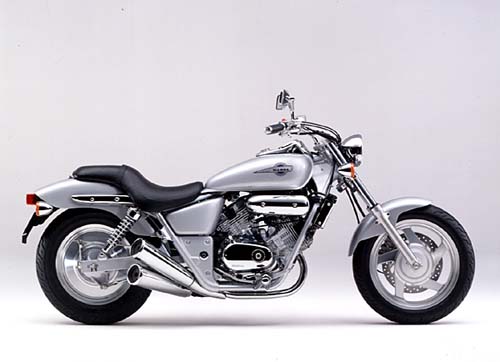 V-TWIN MAGNA