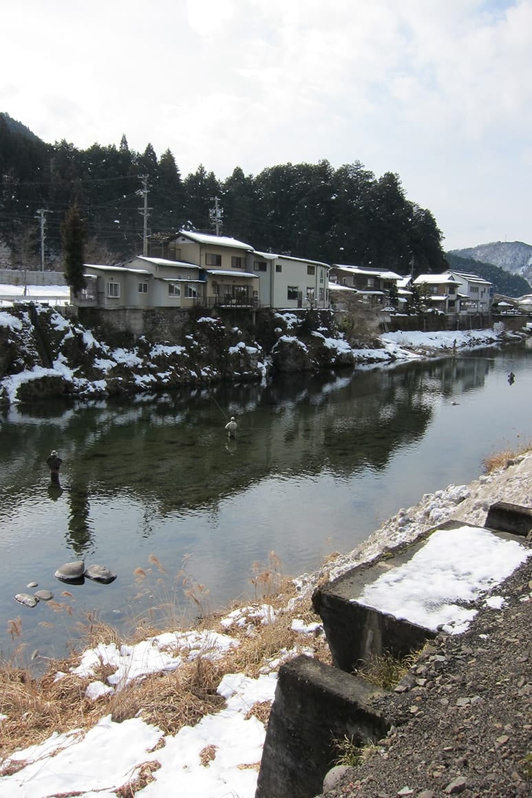 長良川の支流である吉田川もシラメ釣りの有名ポイントだ
