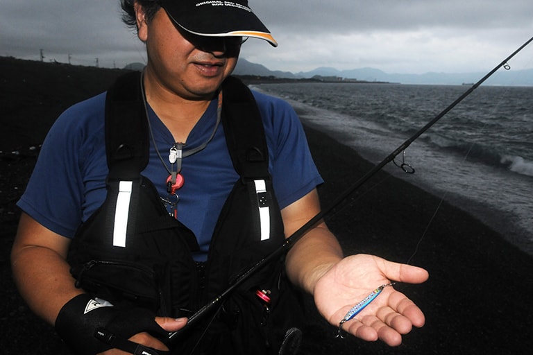 つり人社 編集長おすすめ 静岡県 千本浜海岸の小型回遊魚釣り おすすめの釣り場 Honda釣り倶楽部 Honda