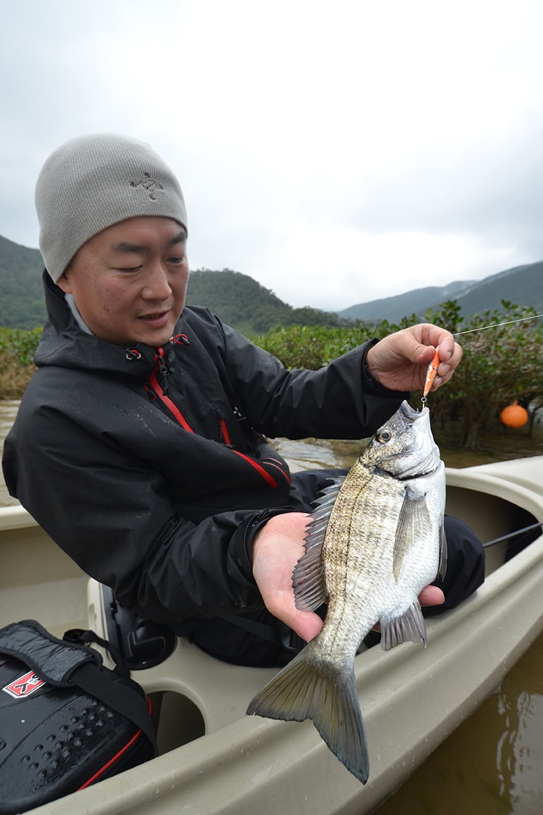 アベレージサイズは30cm前後。ですが、引きはパワフルです