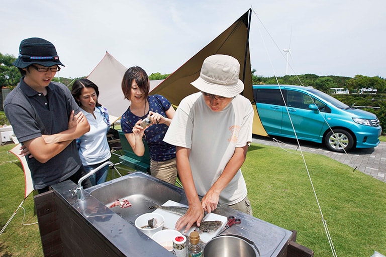 出刃包丁を使いこなして草食男子を卒業するはずだった。無念、まったく使いこなせず！