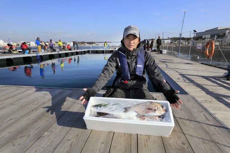 釣った魚は自分で持ち帰ることも宅配便を手配することもできる。