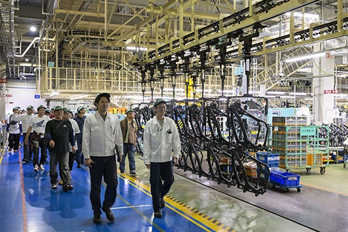 熊本製作所 工場（生産ライン）見学