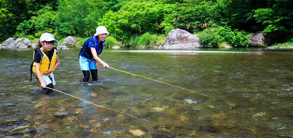 親子ではじめての川釣り 夏の川遊びでかけがえのない体験を Honda Kids キッズ Honda公式サイト