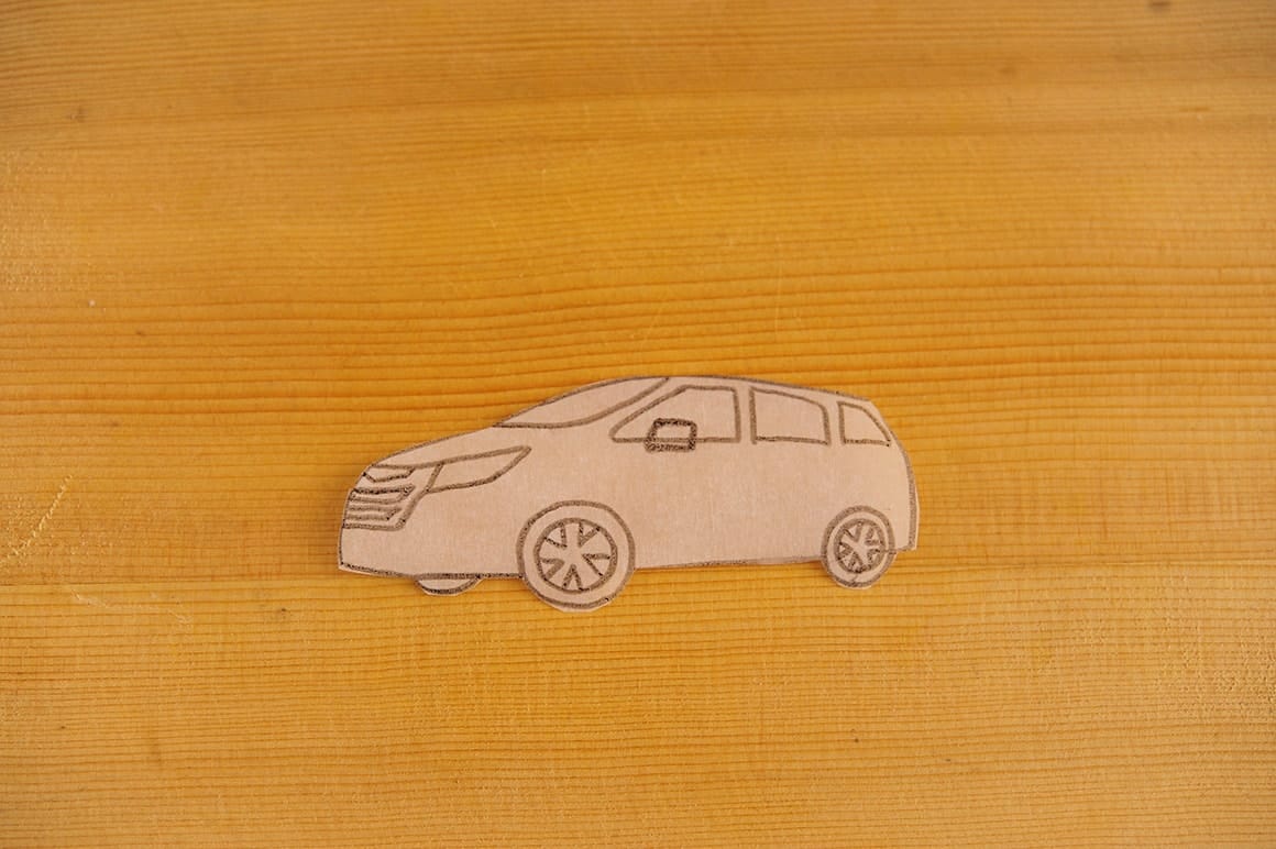 1.オデッセイの型紙を作る。