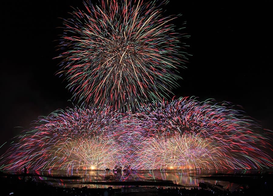 諏訪湖祭湖上花火大会（長野県）