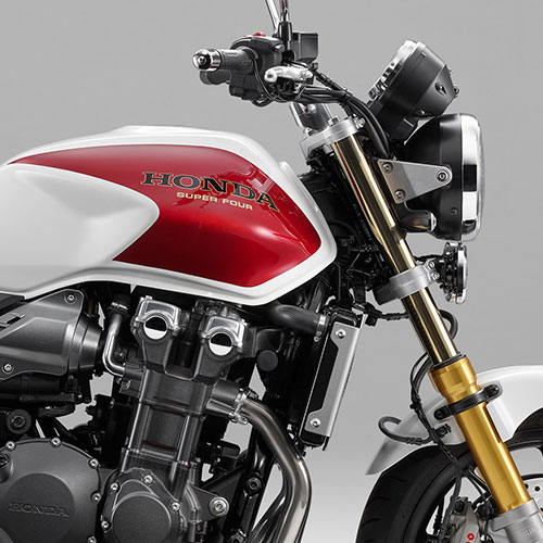 CB1300