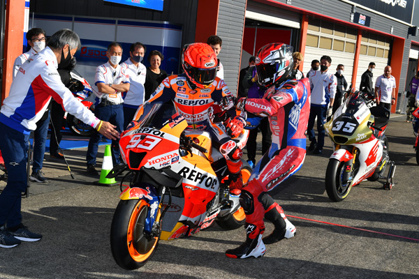 Mixed Motorcycles Race