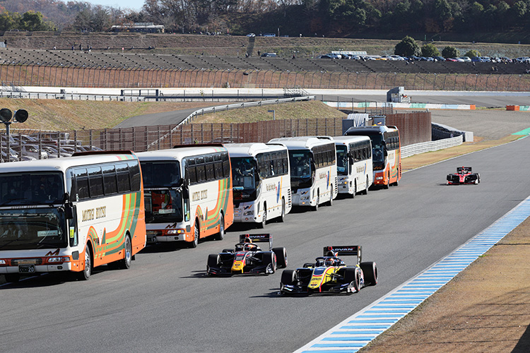 Circuit safari 四輪