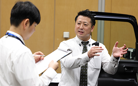 私にお任せください！