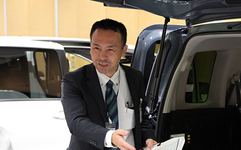 私にお任せください！