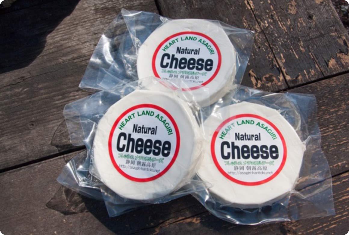 ハートランド名物のナチュラルチーズは、焼いて食べてもおいしい！
