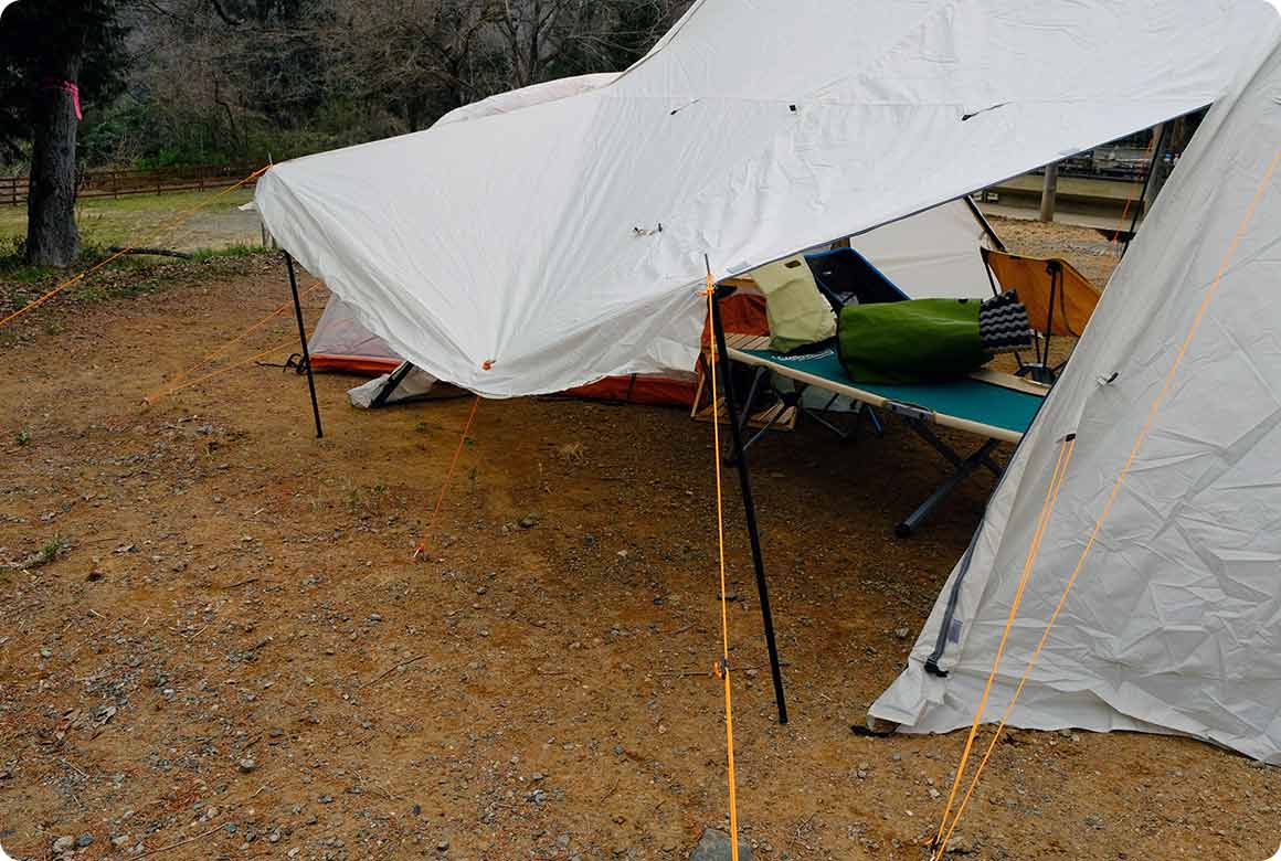 雨の日キャンプ どうすればいい サイト作りのアイデア集 キャンプを楽しむヒント集 Hondaキャンプ Honda