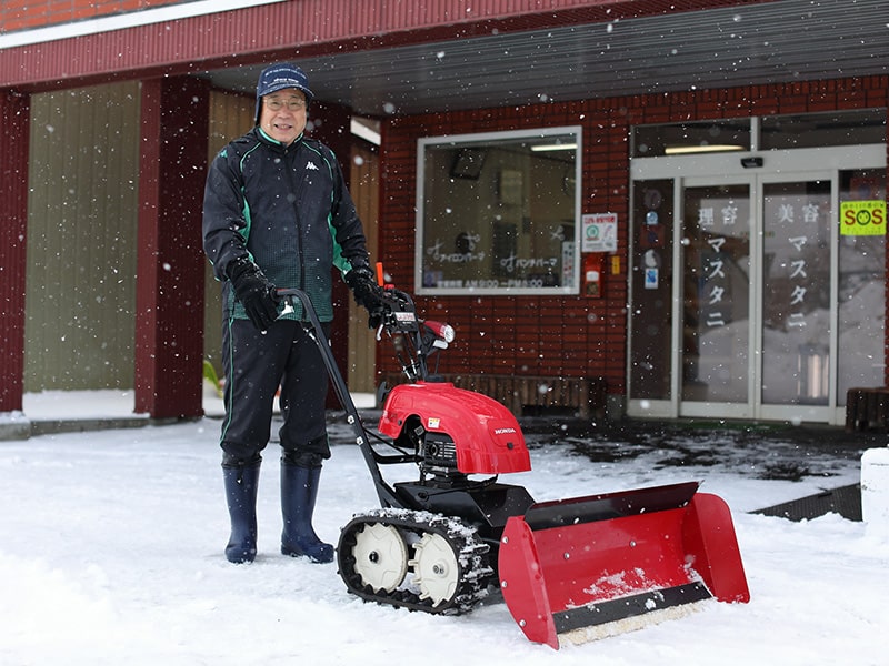 雪を押す！この除雪機を90秒で説明します！和同ドーザー除雪機