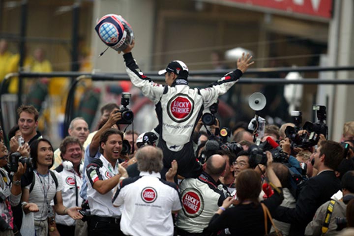 2003年F1最終戦の鈴鹿に急きょスポット参戦し、6位入賞。約16万人の観衆を熱狂させた
