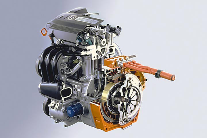 Hondaの初代ハイブリッドシステム「IMA」は、モーター1つで軽量かつシンプルな構造が特長