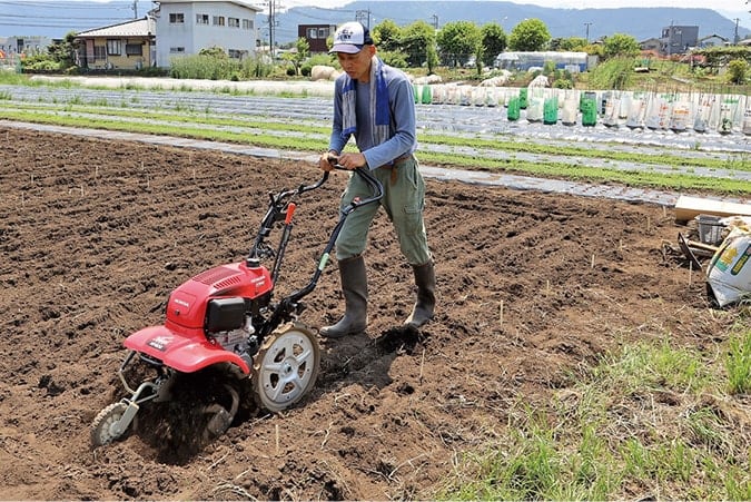 ナスの畑づくり 読んで上達 やさいの育て方 耕うん機 Honda