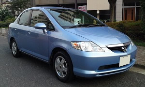 フィット アリア