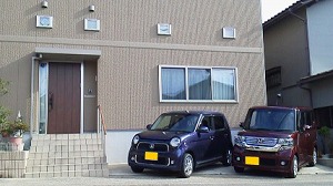 N BOX