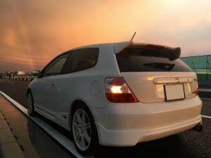 VrbNTYPE R
